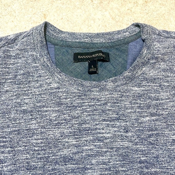 MENS BANANA REPUBLIC DENIM BLUE HEATHER KNIT CREW NECK SWEATER - Picture 2 of 5